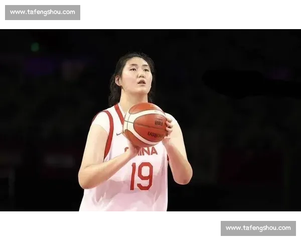 张子宇 2 米 26 身高成亚洲女篮 “禁飞区”!热身赛单场 5 次封盖震撼全场 张子宇 2 米 26 身高成亚洲女篮 “禁飞区”!热身赛单场 5 次封盖震撼全场