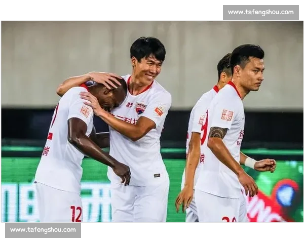 帕利尼亚复盘平匈牙利：对手实力强劲，下半场压迫缺失留隐患